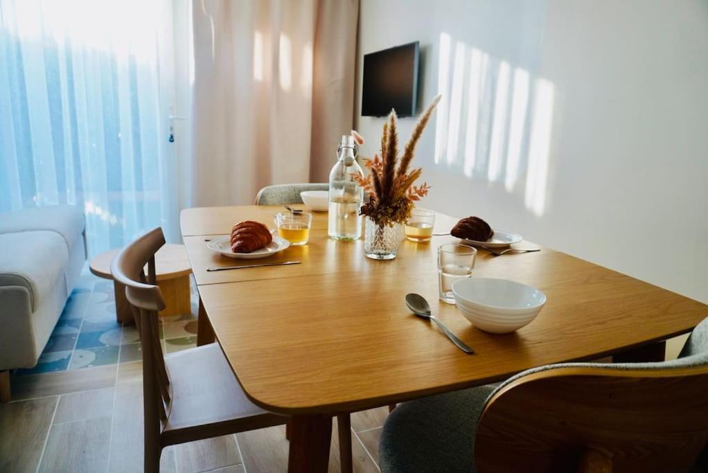 Le Bel Iris - Acces Direct Plage Apartment Chatelaillon-Plage Exterior photo